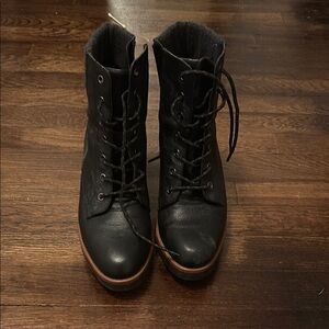 Black Leather Lace-Up Women's Boots